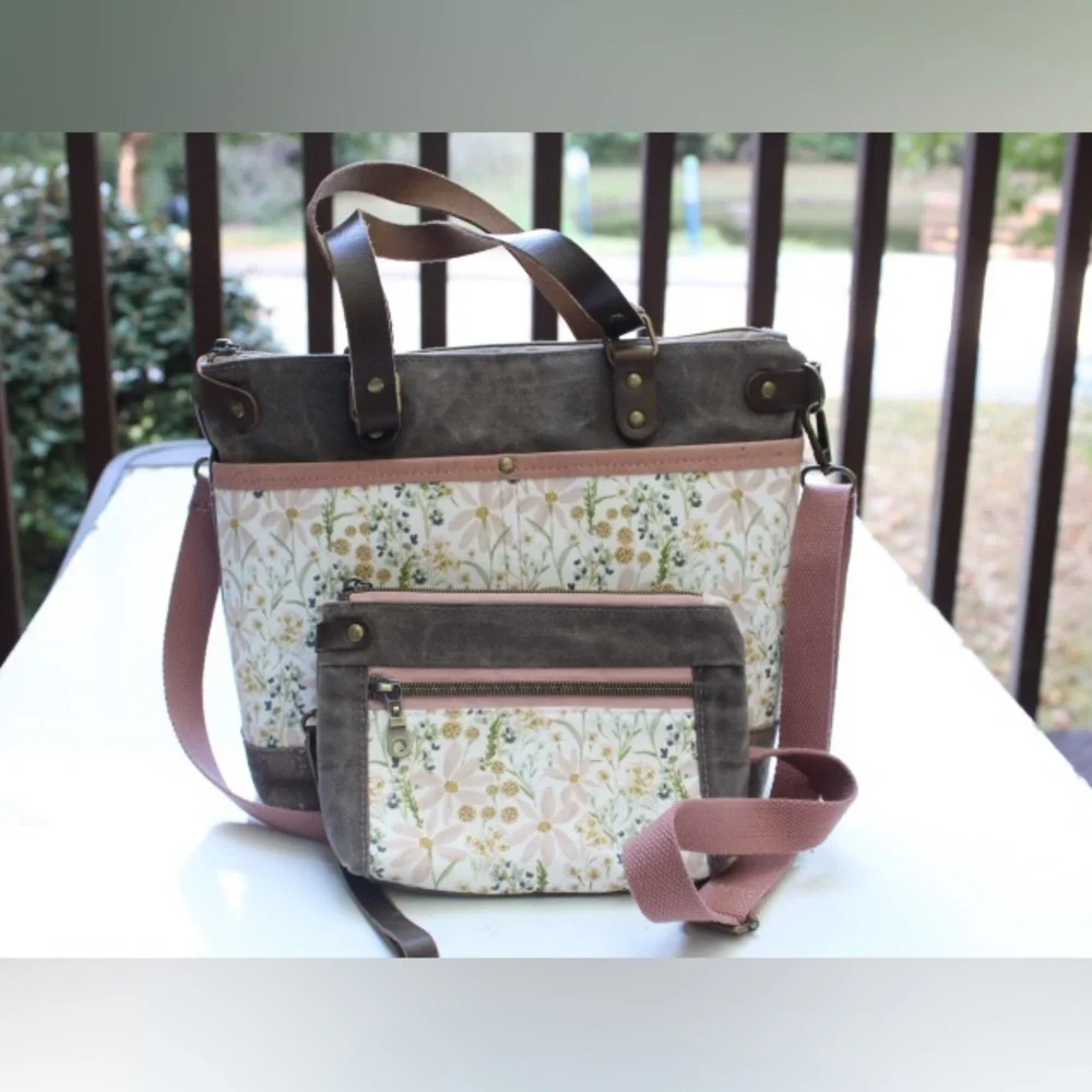 Everyday Coated canvas satchel + pouch